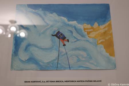 V prostorih občinske stavbe na ogled razstava literarnih in likovnih del na temo Častni občan Kamnika (50)